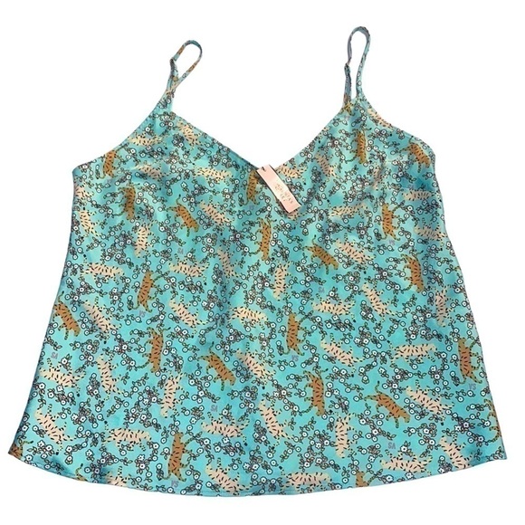 Victoria's Secret Tops - NWT XS VICTORIA’S SECRET BLUE TIGER MOTIF CAMISOLE